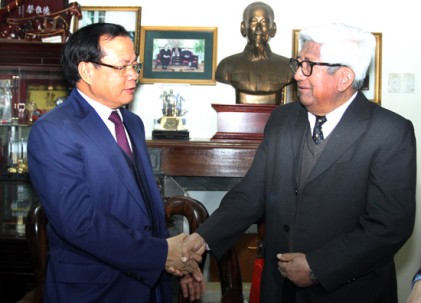 Bí thư Thành ủy Hà Nội thăm, chúc Tết các đồng chí nguyên lãnh đạo và các nhà trí thức, nghệ sĩ 