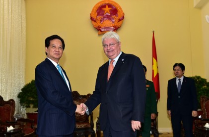 Thủ tướng Nguyễn Tấn Dũng tiếp Phó Tổng Thư ký Liên hợp quốc 