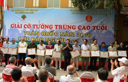 Bế mạc Giải Cờ tướng trung cao tuổi toàn quốc năm 2016 Cúp Báo NCT