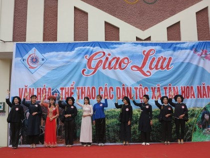 Sắc xuân trên vùng đất Tân Hoa