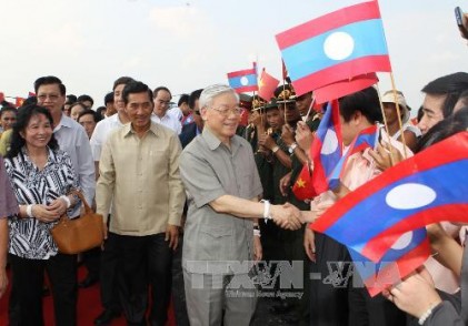 Tổng Bí thư Nguyễn Phú Trọng thăm và chúc Tết các đồng chí Lãnh đạo và nhân dân Lào 
