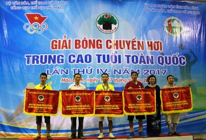 Bế mạc Giải Bóng chuyền hơi trung cao tuổi toàn quốc lần thứ IV năm 2017