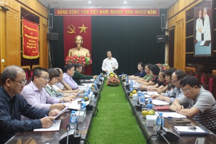Họp Ban Tổ chức và các Tiểu ban Hội nghị tổng kết 10 năm thực hiện Quyết tâm thư của Già làng các dân tộc khu vực Tây Nguyên