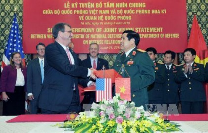 Việt Nam, Hoa Kỳ ký Tuyên bố tầm nhìn chung về quan hệ quốc phòng 