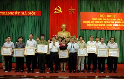 Thành ủy Hà Nội: Tiếp tục đổi mới mạnh mẽ công tác cán bộ 
