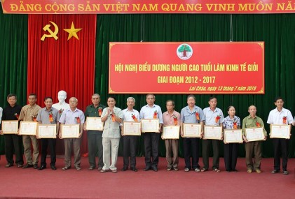 Tỉnh Lai Châu: Biểu dương người cao tuổi làm kinh tế giỏi giai đoạn 2012 – 2017