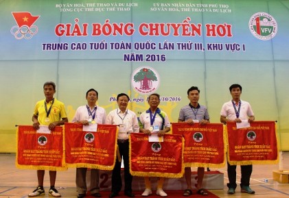  Bế mạc Giải Bóng chuyền hơi trung cao tuổi toàn quốc lần thứ III, khu vực I năm 2016