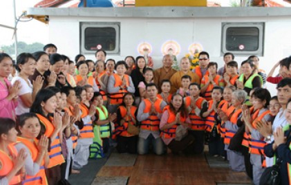 Làm tốt việc đạo việc đời