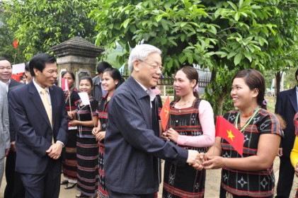 Tổng Bí thư Nguyễn Phú Trọng thăm, làm việc tại tỉnh Thừa Thiên - Huế 