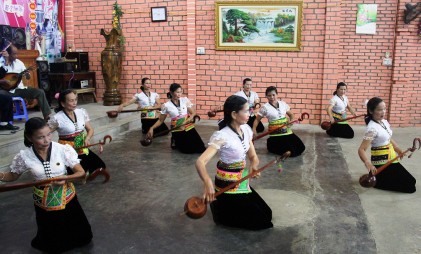 Tỉnh Lai Châu: UBND tỉnh phê duyệt Đề án thành lập Câu lạc bộ liên thế hệ tự giúp nhau giai đoạn 2017-2020