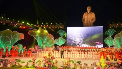 Khai mạc Lễ hội Làng Sen năm 2015 tại Nghệ An
