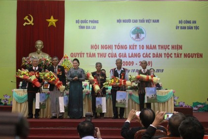 Hội nghị Tổng kết 10 năm thực hiện Quyết tâm thư của Già làng các dân tộc khu vực Tây Nguyên: Biểu dương 224 Già làng tiêu biểu 
