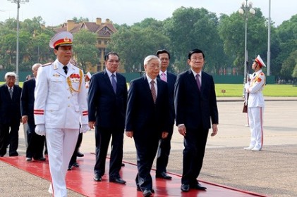 Lãnh đạo Đảng, Nhà nước viếng Chủ tịch Hồ Chí Minh nhân kỷ niệm 124 năm Ngày sinh của Người