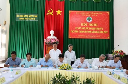Cụm thi đua số X Hội NCT Việt Nam: Kí kết thi đua đẩy mạnh phong trào Tuổi cao - Gương sáng