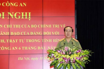 Triển khai thực hiện Chỉ thị 46 của Bộ Chính trị và sơ kết công tác Công an 6 tháng đầu năm 
