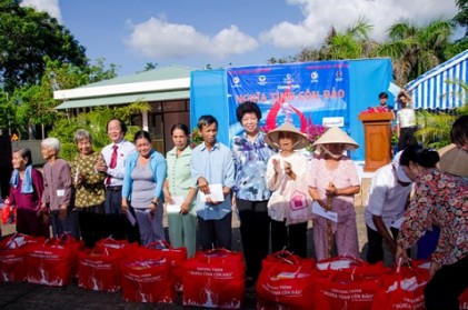 Chung tay chia sẻ giúp đỡ NCT thông qua chương trình Nghệ thuật 