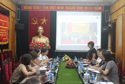 Phó Chủ tịch Ngô Trọng Vịnh tiếp đoàn chuyên gia của Tổ chức Y tế Thế giới (WHO)