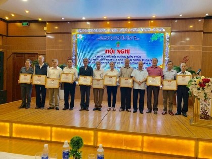 Tỉnh Hòa Bình: Bồi dưỡng kiến thức NCT tham gia xây dựng nông thôn mới, đô thị văn minh và bảo vệ môi trường