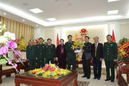 Phó Chủ tịch Hội Người cao tuổi Việt Nam Ngô Trọng Vịnh thăm và chúc mừng Bộ Tư lệnh Bộ đội biên phòng nhân Ngày truyền thống Bộ đội biên phòng