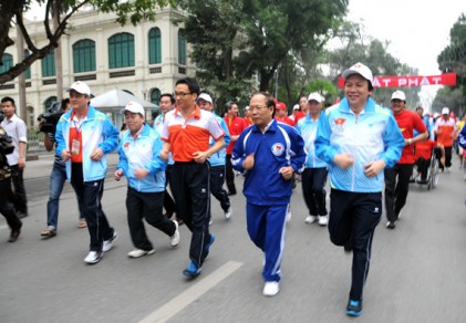 Ngày chạy Olimpic vì sức khỏe toàn dân năm 2015 