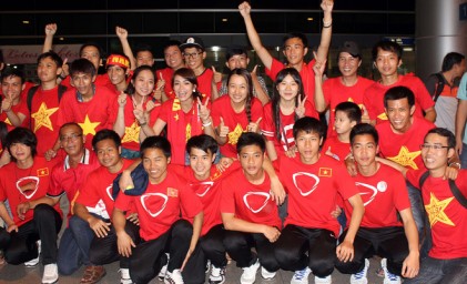 HLV Guillaume Graechen sẽ cải tổ đội hình U19 Việt Nam