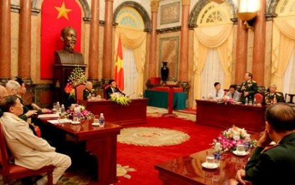 Chủ tịch nước gặp mặt Đoàn cựu chiến binh Sư đoàn I Anh hùng 