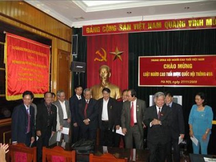   Tiến bộ vượt bậc trong Hiến pháp 2013 về quyền của Người cao tuổi.