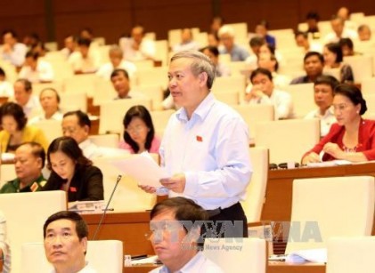 Kỳ họp thứ mười, Quốc hội Khóa XIII  <P> Sôi nổi thảo luận dự thảo Bộ luật Dân sự (sửa đổi)