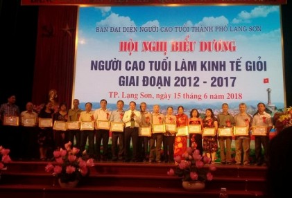 Thành phố Lạng Sơn: Tổ chức hội nghị biểu dương NCT sản xuất, kinh doanh giỏi lần thứ III, giai đoạn 2012 – 2017