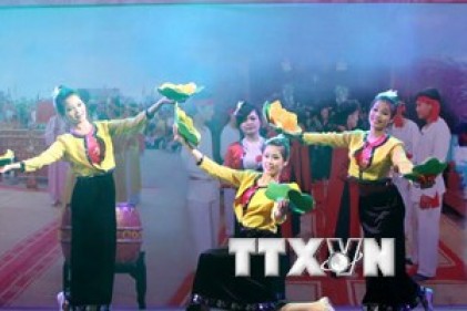 Liên hoan tiếng hát dân ca và đàn piano kỹ thuật số khu vực miền Trung và Tây Nguyên 