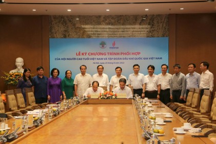 Hội NCT Việt Nam và Tập đoàn Dầu khí Việt Nam kí kết Chương trình phối hợp