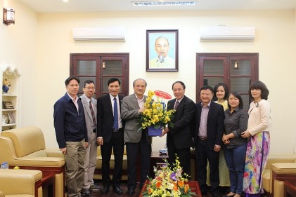Lãnh đạo Trung ương Hội NCT Việt Nam thăm, chúc mừng Ngày truyền thống ngành thể dục thể thao 27/3
