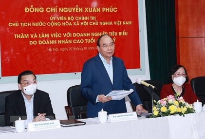 Thực hiện tốt chính sách cho NCT, hỗ trợ các doanh nghiệp của NCT phát triển vững mạnh