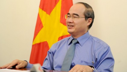  Đất Mẹ luôn đón mời những người con xa Tổ quốc! 