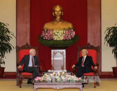 Tổng Bí thư Nguyễn Phú Trọng tiếp Đoàn Thượng nghị sĩ Hoa Kỳ 