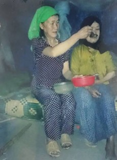 Giúp đỡ gia đình bà Vừ Thị Mỷ