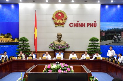 Chính phủ họp phiên thường kỳ tháng 10/2015 <P> Tết Âm Lịch 2016: Nghỉ 9 ngày, không thực hiện hoán đổi ngày nghỉ hằng tuần 