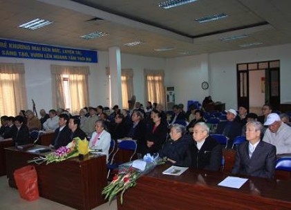 Câu lạc bộ Thơ Ca NCT phường Khương Mai họp mặt kỷ niệm 15 năm xây dựng và hoạt động.