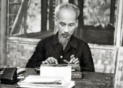 Hình thức, biện pháp đấu tranh bảo vệ chủ nghĩa Mác - Lê-nin, tư tưởng Hồ Chí Minh hiện nay 