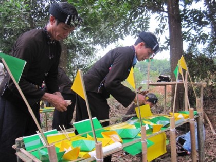Độc đáo lễ hội Căm Mường của người Lự 