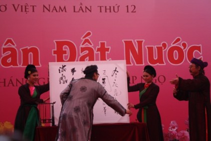 Ngày thơ hướng về biển đảo và chiến thắng Điện Biên Phủ