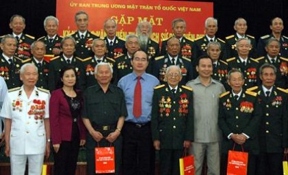 Gặp mặt các cựu chiến binh, cựu thanh niên xung phong tham gia chiến dịch Điện Biên Phủ