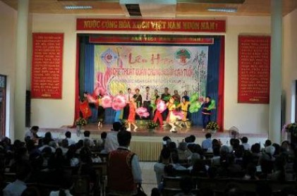 Liên hoan Nghệ thuật quần chúng NCT huyện Lục Ngạn lần thứ nhất năm 2014. 