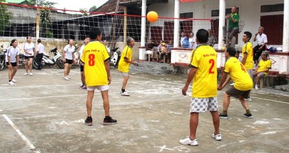 Tỉnh Quảng Bình: <P> Toàn xã hội tích cực hưởng ứng 