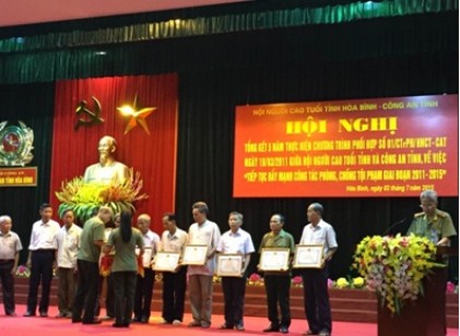Tỉnh Hòa Bình Tổng kết 5 năm Chương trình phối hợp giữa Hội NCT và Công an tỉnh về phòng chống tội phạm giai đoạn 2011-2015