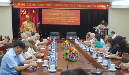 Quán triệt nghị quyết Trung ương 9 (khóa XI) cho cán bộ quản lý văn hóa, văn nghệ, văn nghệ sĩ 
