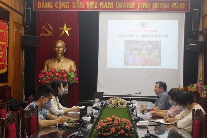 Phó Chủ tịch Hội NCT Việt Nam Ngô Trọng Vịnh tiếp Bí thư thứ 2 Đại sứ quán Singapore