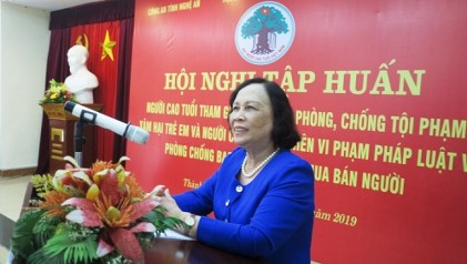  Tập huấn phòng, chống tội phạm xâm hại trẻ em và bạo lực gia đình, mua bán người