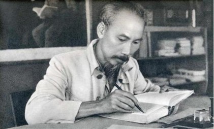 Đưa nội dung học và làm theo Bác trở thành nền nếp, gắn với thực hiện Nghị quyết Trung ương 4 (khóa XI) 