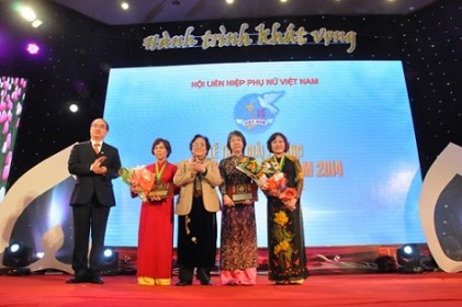 Kỷ niệm Ngày Quốc tế Phụ nữ 8/3 và trao Giải thưởng Kovalevskaia năm 2014 